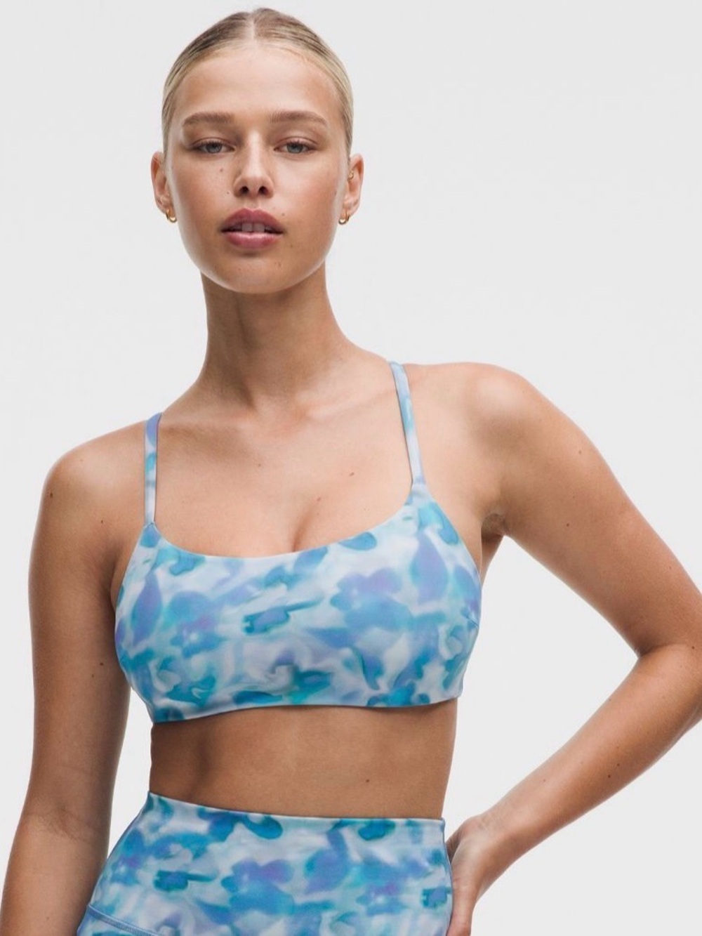 Lululemon Womens Wunder Train Stappy Racer Bra C/D Size 6 NWT